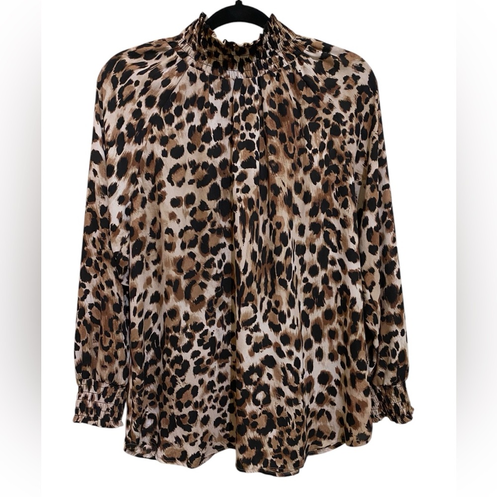 Chico’s Animal‎ Print Cheetah Mock Neck Tunic Smocked Neck Cuffs Elegant Modest - Picture 6 of 15